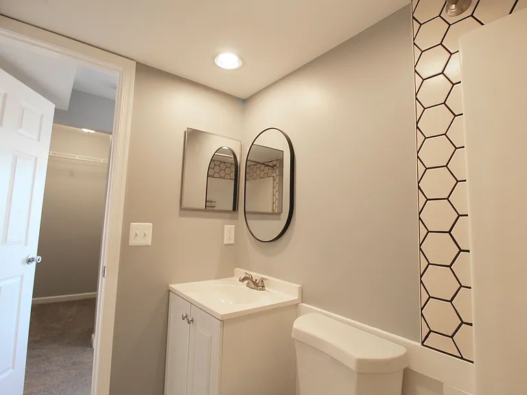 1340F Hunters Rd — Photo 28