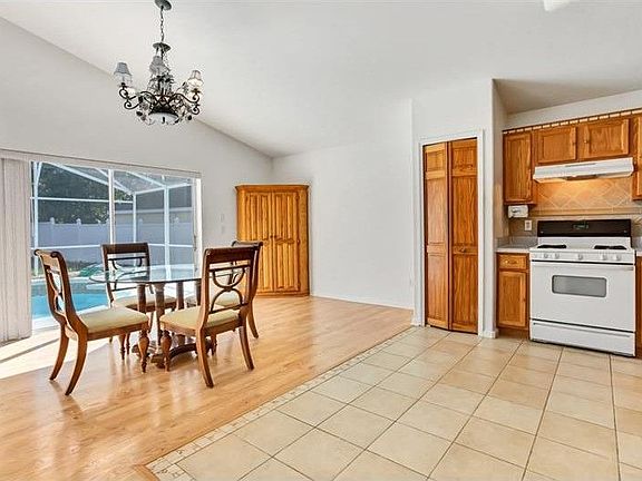 5th image of 2823 Wilshire Rd