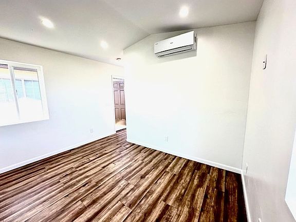 5th image of 133 Fireside St Unit 2