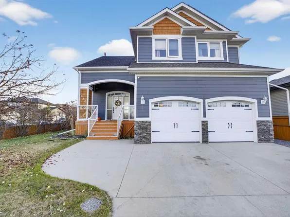 800 N Carriage Lane Pl #816, Carstairs, AB T0M 0N0