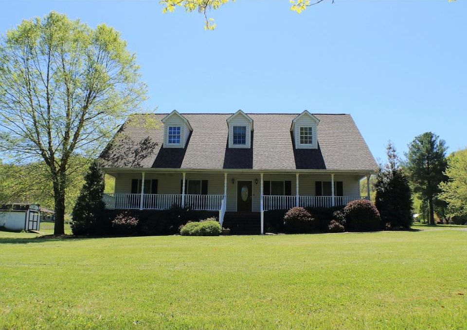1st image of 117 Bradshaw Woods Dr