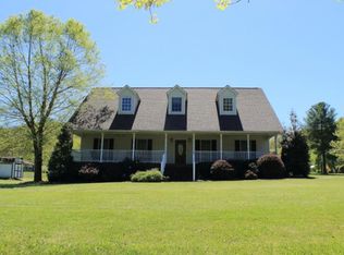 117 Bradshaw Woods Dr, Erwin, TN 37650