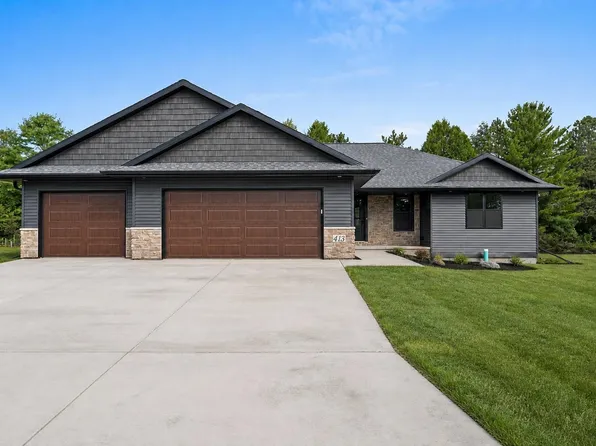 413 Carrie Lynn Ave, Algoma, WI 54201