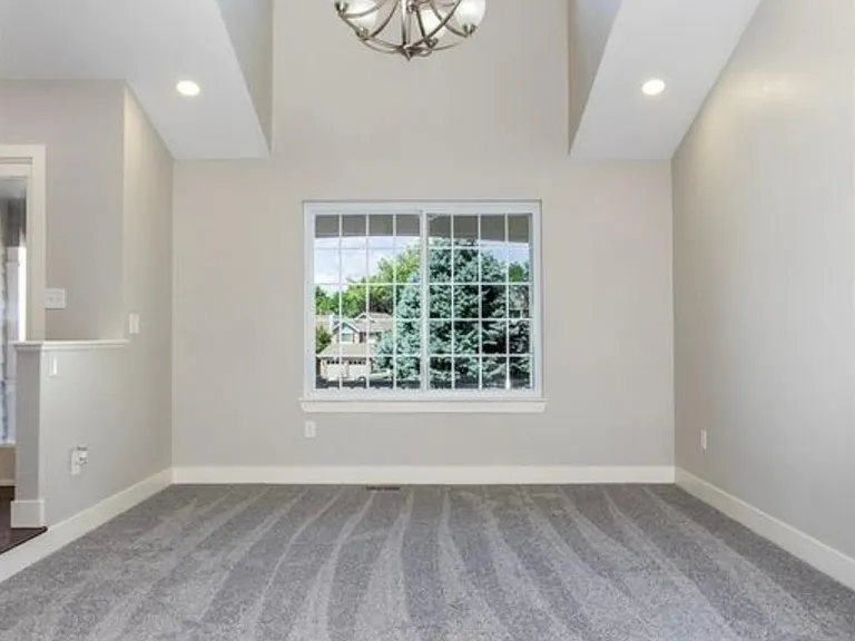 2505 Spring Hill Ct — Photo 5
