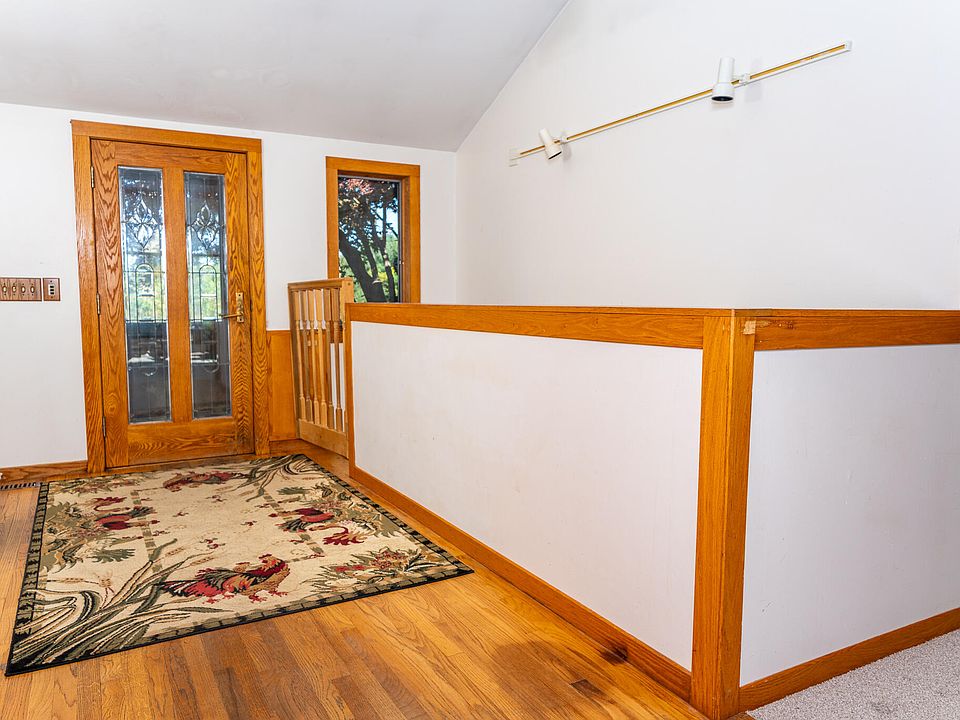 7667 Earhart Rd, photo 11