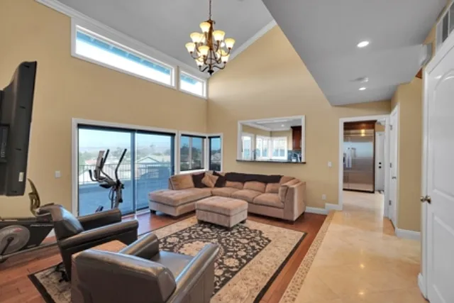 1044 S Burlwood Dr — Photo 17