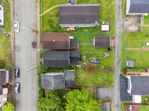 3rd image of 24 Miller St