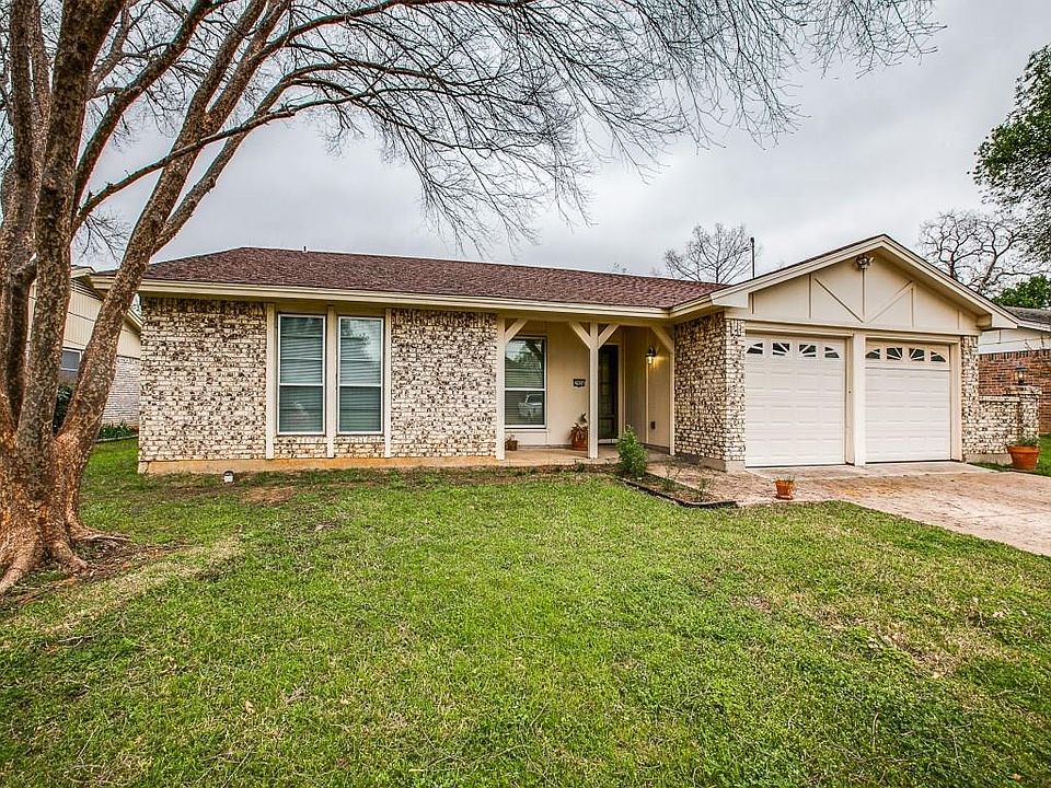 1st image of 2906 Vineyard Dr