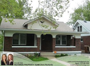 8939 Forest Ave, Saint Louis, MO 63114