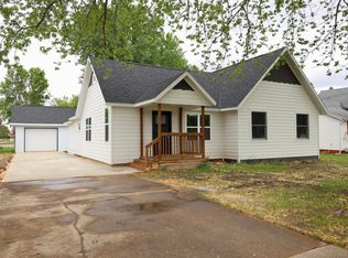 1609 5th Ave N, Estherville, IA 51334