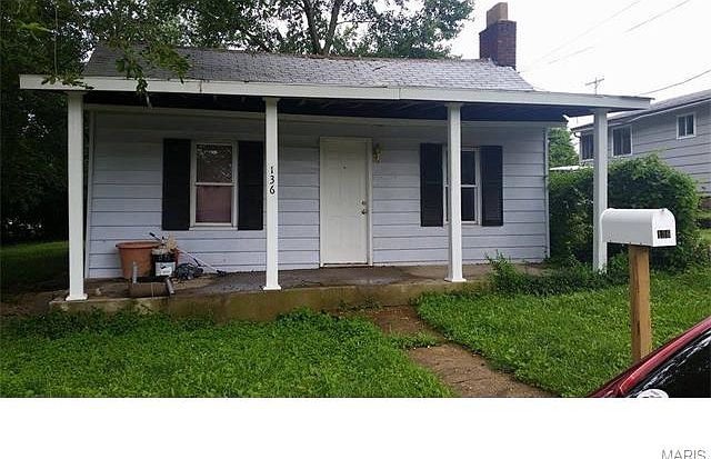 2nd image of 136 Twin St