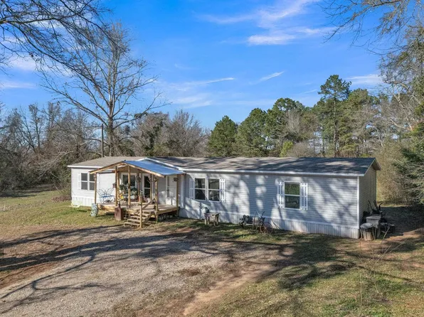 8876 County Road 136 N, Overton, TX 75684
