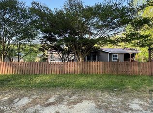 423 S Carroll St, Apex, NC 27539