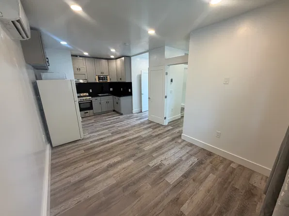 (undisclosed Address), Canoga Park, CA 91304