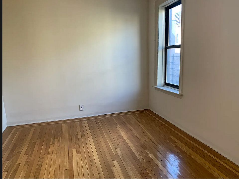 1st image of 900 Bronx Park S APT 5B