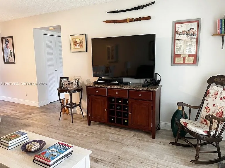 6936 Huntington Ln #103 — Photo 6