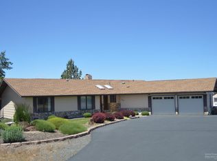 182 SE Barber Rd, Madras, OR 97741