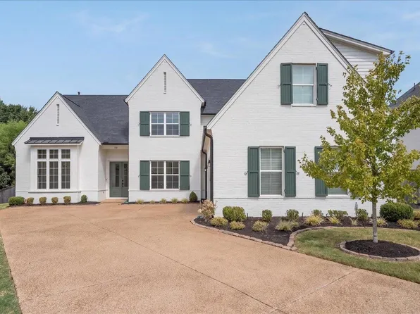 1748 Chadwick Farms Loop N, Collierville, TN 38017