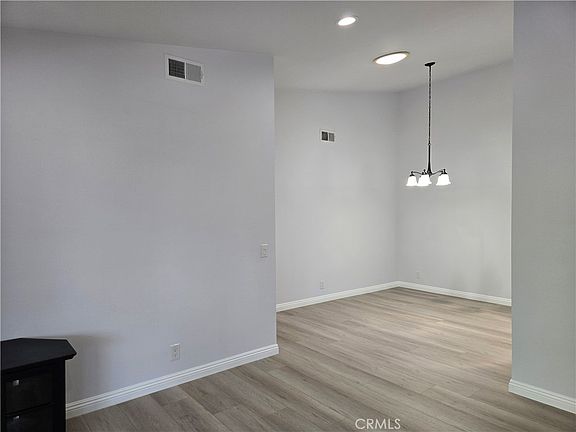 5th image of 13504 La Jolla Cir