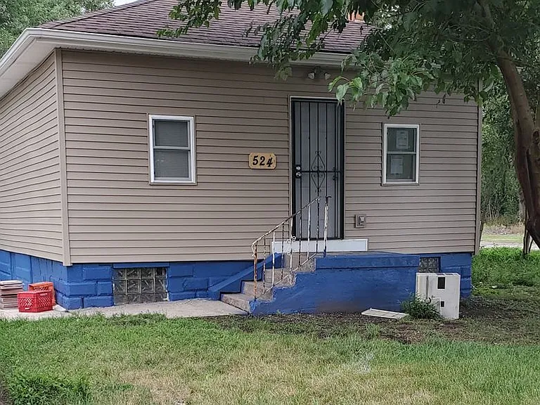 524 Porter St — Photo 9
