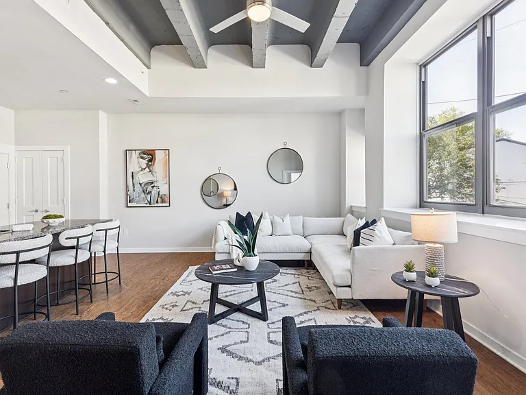 The Residences at 3640 — Photo 3