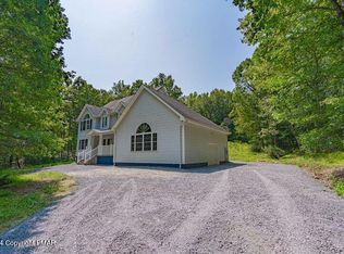 711 Toll Rd, Effort, PA 18330