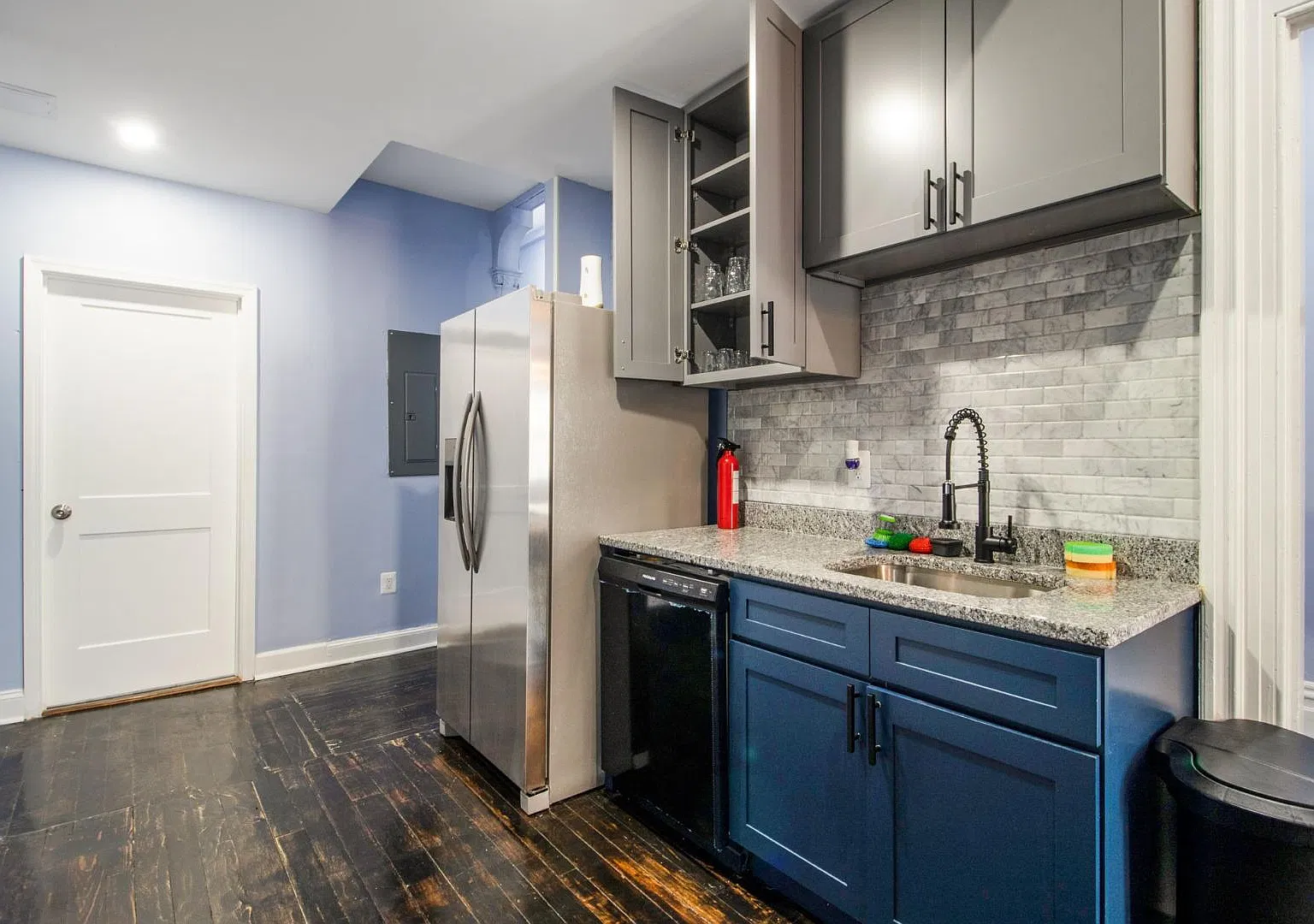 1232 W Lafayette Ave — Photo 4