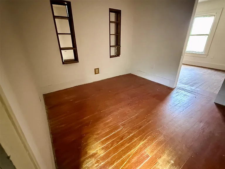 202 S Magnolia St — Photo 10