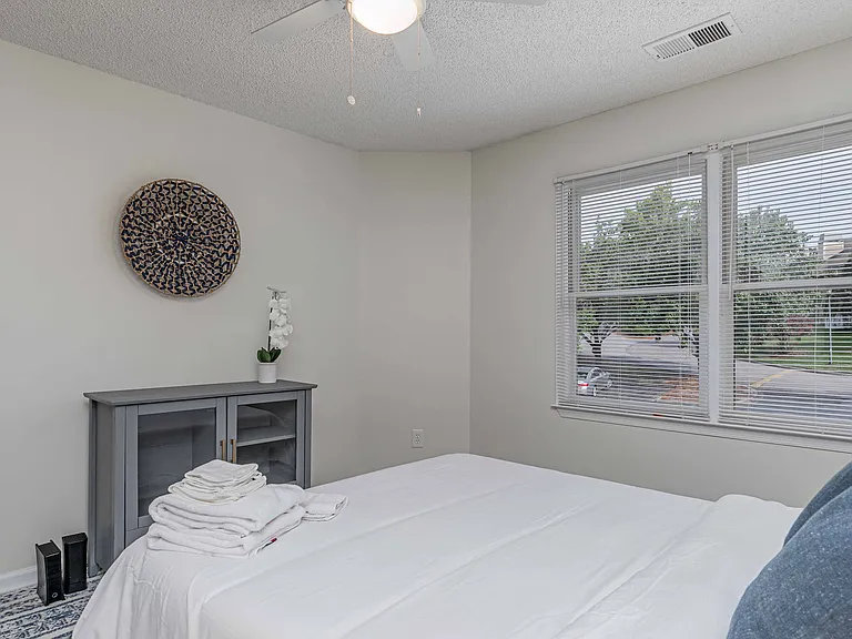 1850 Atlantic Dr #633 — Photo 23