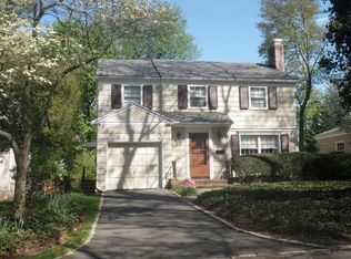 26 Meadowbrook Rd, Short Hills, NJ 07078