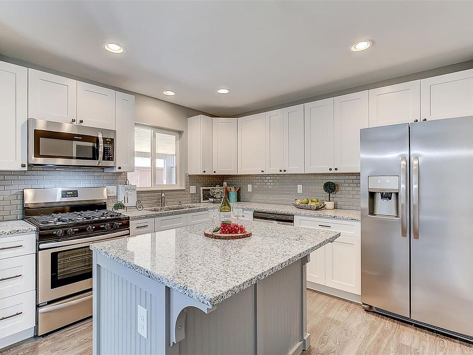 Open Concept Gourmet Kitchen