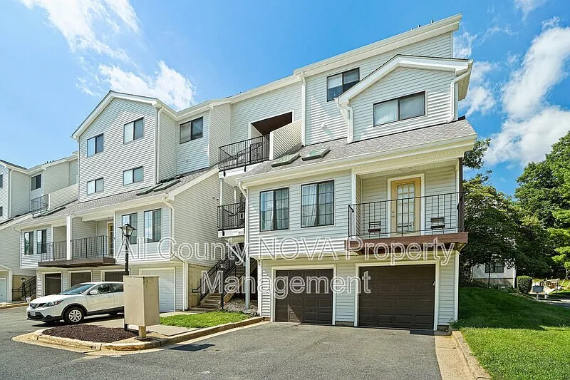 1 bed, 1.0 bath, 470 sqft, $1,650 — Photo 3