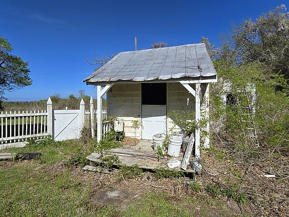 14th image of 2083 Harvey Point Road