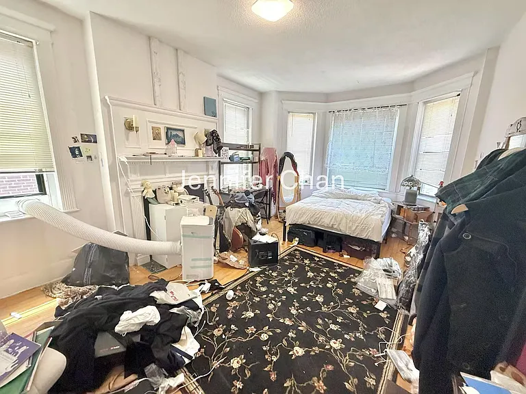 30-32 Glenville Ave #3 — Photo 5