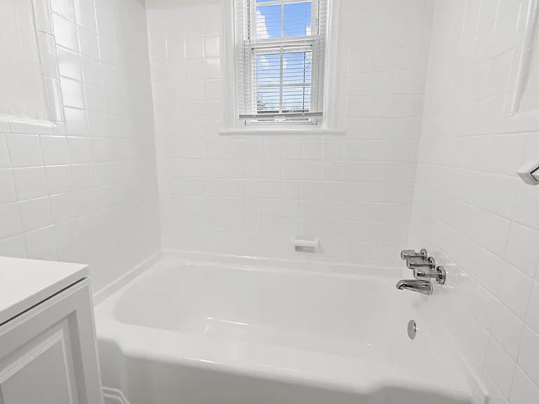 5103 43rd Ave — Photo 15