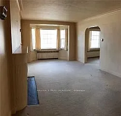 389 Lawrence Ave W — Photo 10