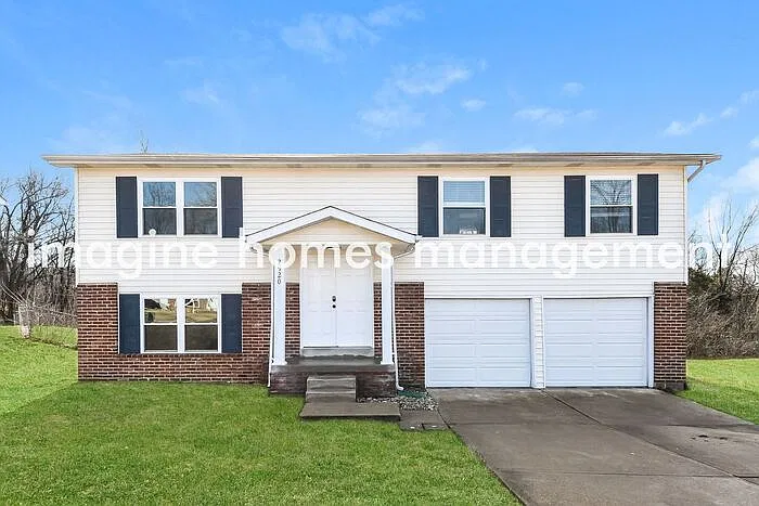 3 bed, 2.0 bath, 1470 sqft, $2,250 — Photo 1