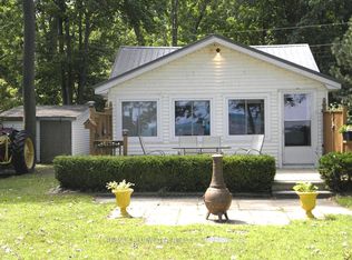 9889 Lake Rd, Lambton Shores, ON N0M 1T0