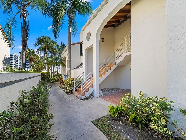 3549 Magellan Cir #418 — Photo 3