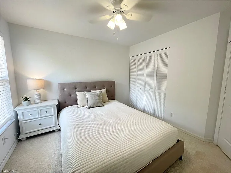 341 Emerald Bay Cir #T5 — Photo 11