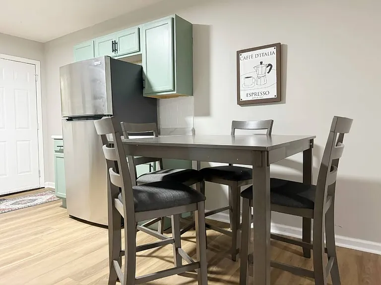 805 Fairlawn Ct #1 — Photo 12
