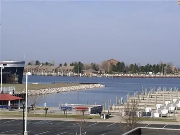 105 W Danaher St Unit 309-30, Ludington, MI 49431