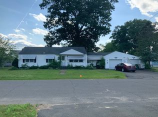 79 Wallace Ave, Chicopee, MA 01020