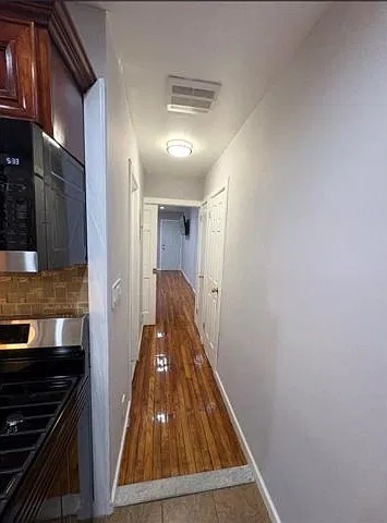 1 bed, 1.0 bath, $2,000 — Photo 1