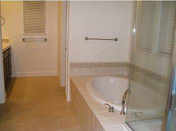 1st image of 1710 Southgate Dr