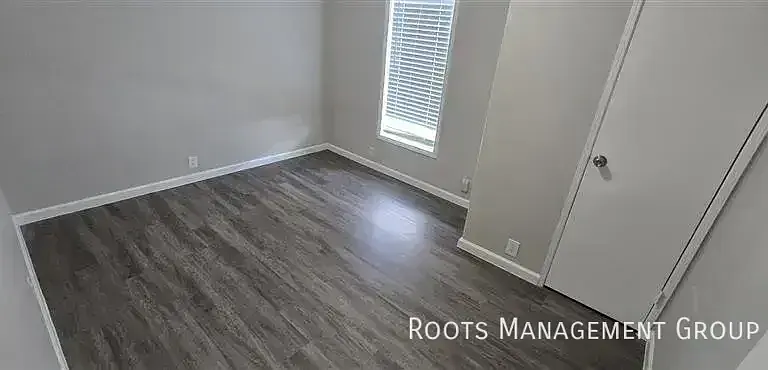 15923 Clarke Springs Dr #15923C — Photo 21