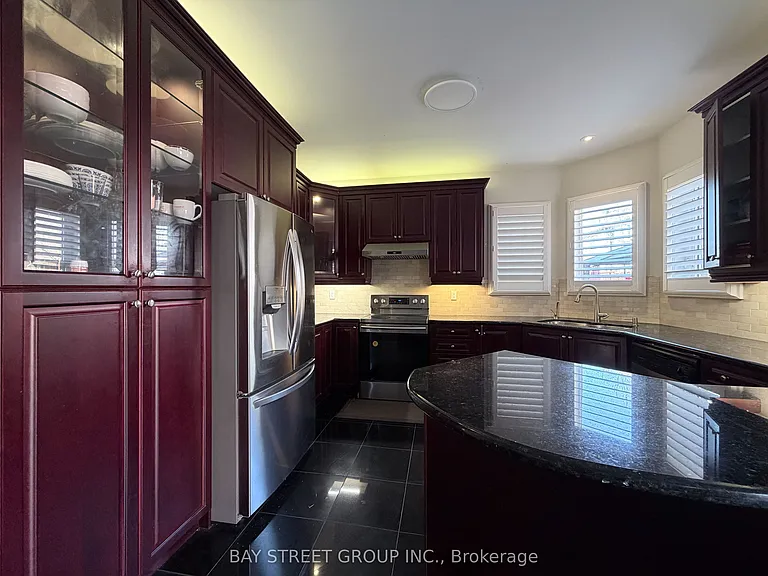 9 Saint Clare Blvd — Photo 18