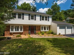 13124 Mercury Ln, Fairfax, VA 22033