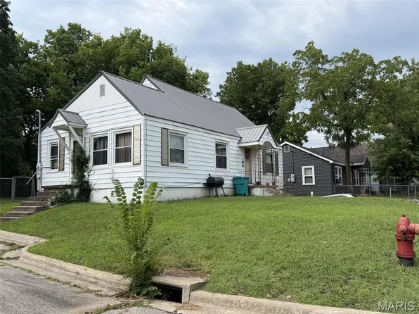 685 W 2nd St, Lebanon, MO 65536