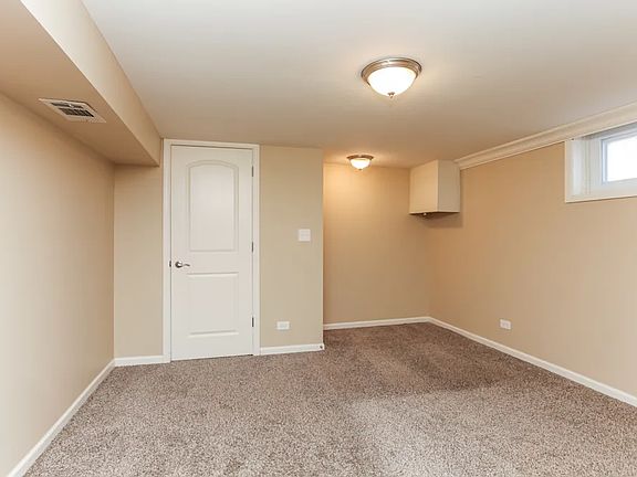 5th image of 9552 S Sacramento Ave